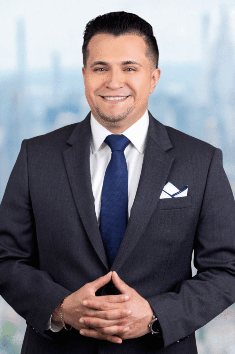 Diego Barros headshot